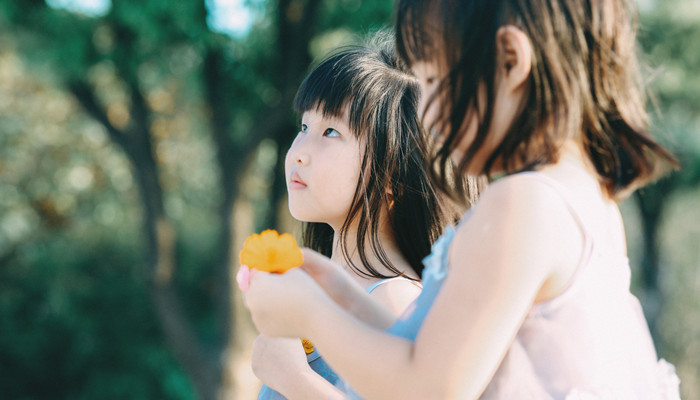 梦见自己生双胞胎女儿什么意思