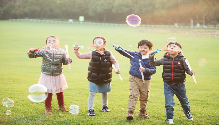 梦见两小孩子是怎么回事