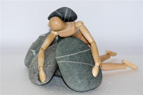 梦到了别人摔跤预示着什么