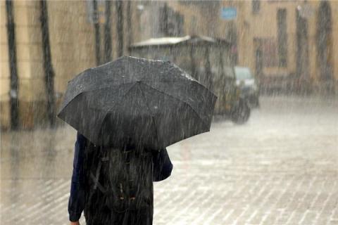梦到下雨漏水会是什么预兆