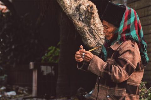 梦到了死尸复活有什么说法