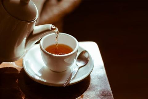 梦见端茶意味着什么