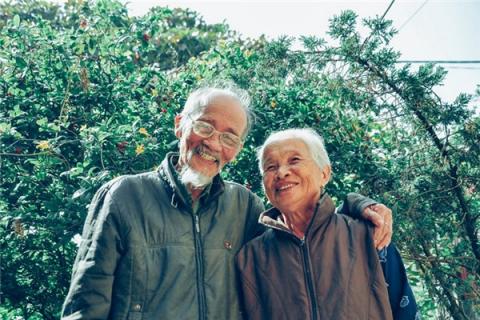 梦到了爷爷摔倒是咋回事