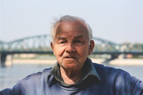梦到已去世老人有什么意思