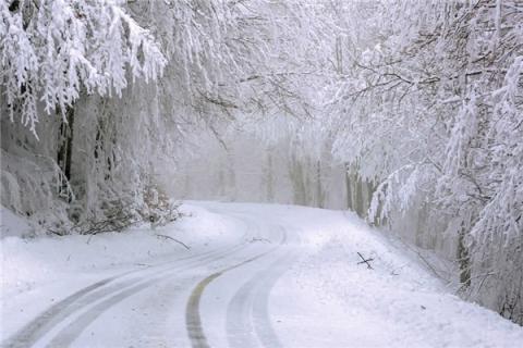 梦见下雪路滑有什么含义