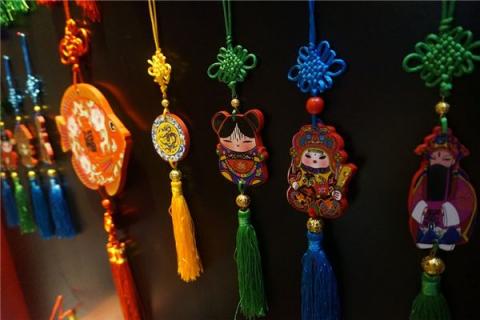 梦见挂饰有什么含义