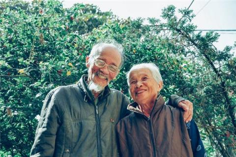 梦到了死去的姥姥姥爷是啥预兆