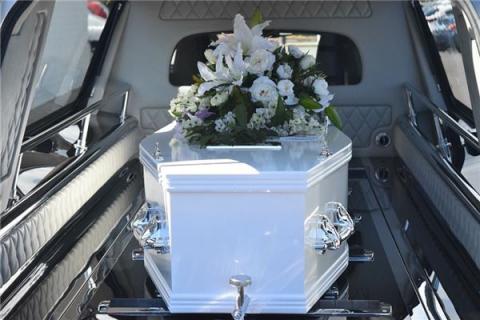 梦到死人官材是什么预兆