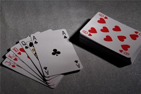 梦见朋友打牌预示了什么