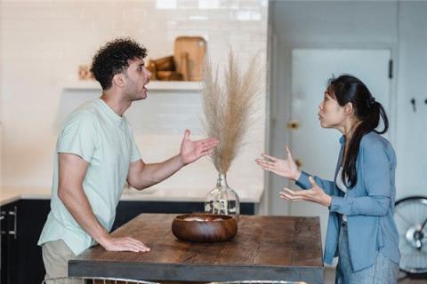 梦到不讲理预示什么