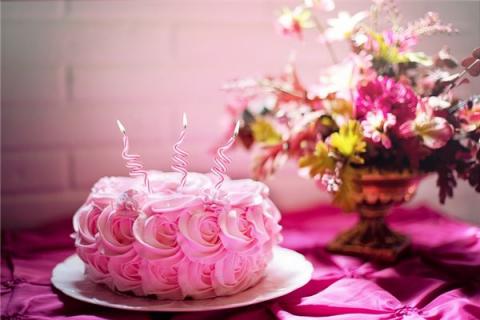 梦见给妈妈过生日是好事还是坏事
