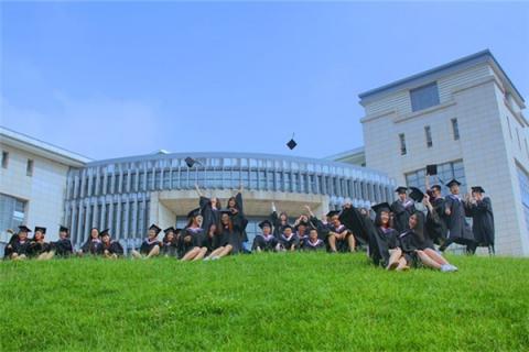 梦见中学毕业照相是好事还是坏事