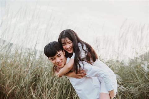 梦到了女朋友和别人做爱是凶兆还是吉兆