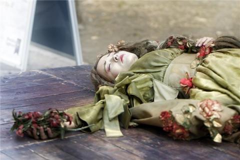 梦到了同事妈死会有什么预兆