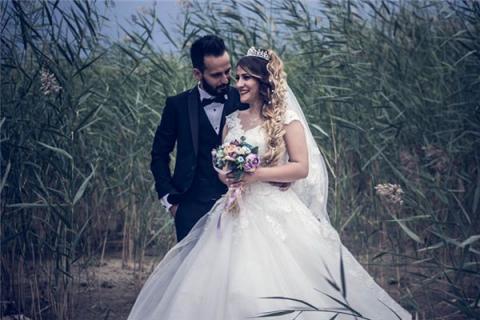 梦到了别人接婚是好事还是坏事