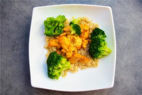 梦到吃员工餐什么预兆
