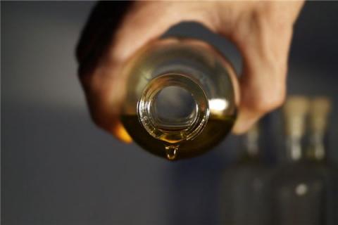 梦到泼硫酸好不好