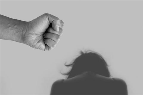 梦见坏人打我是什么意思