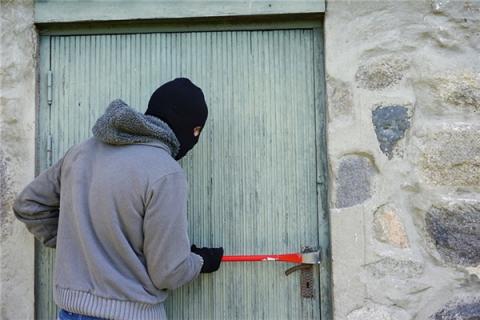 梦见不速之客闯入是好事还是坏事