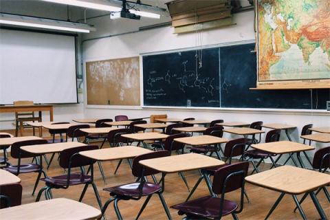 梦到了破学校有什么含义