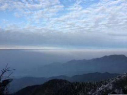 梦见坐火车进错车厢了是什么意思